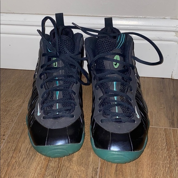 Nike foams - Picture 3 of 4